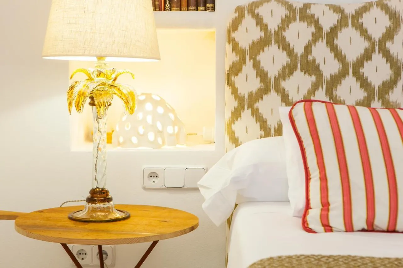 الجايدا Oliver Moragues Grandhouse & Vineyard منزل ريفي