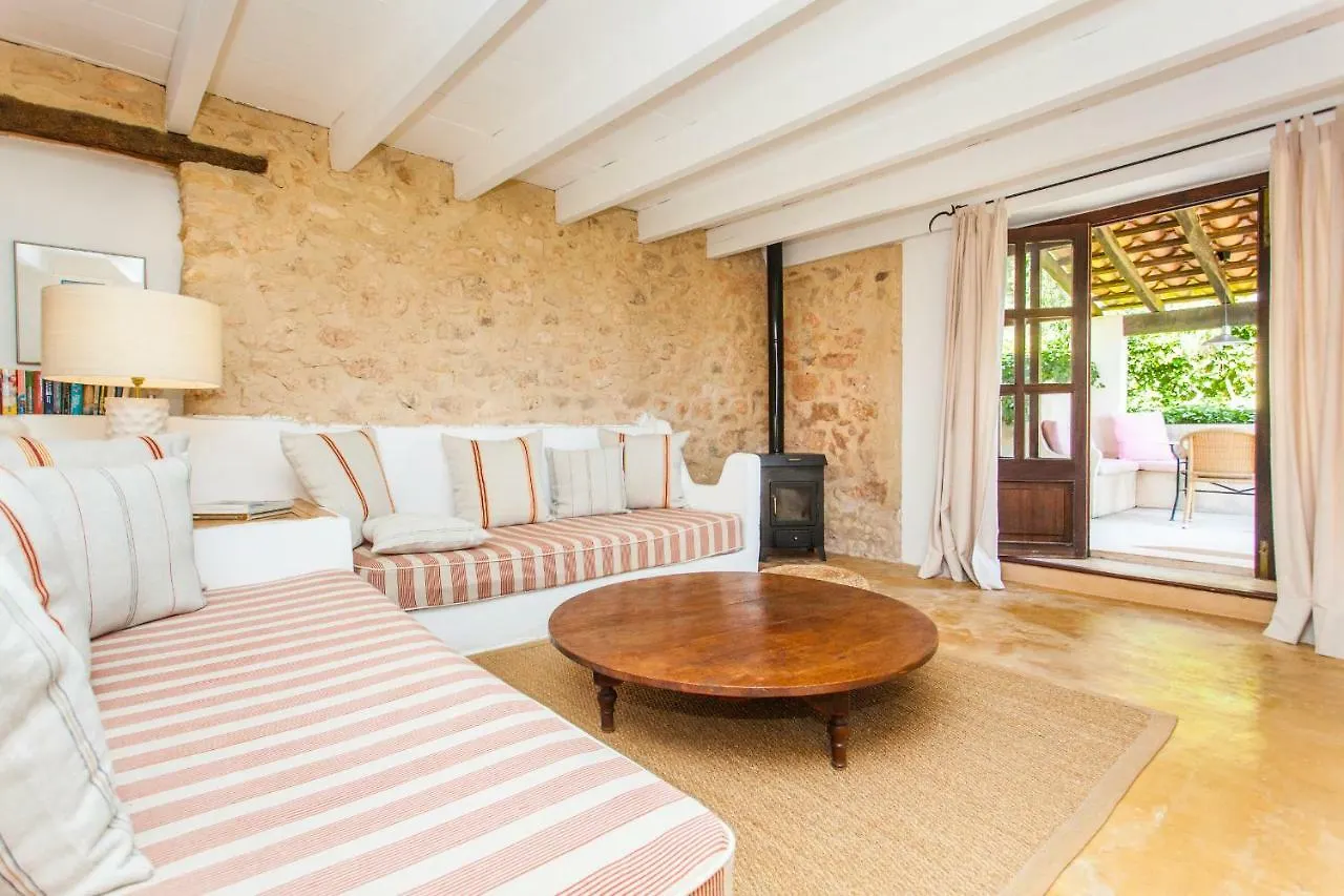Oliver Moragues Grandhouse & Vineyard Algaida
