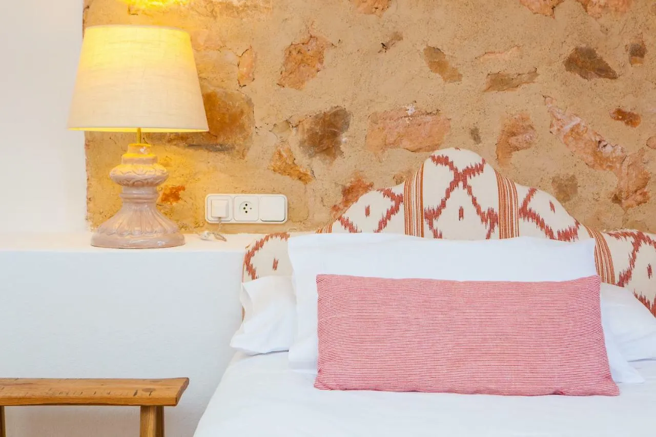 Oliver Moragues Grandhouse & Vineyard Algaida