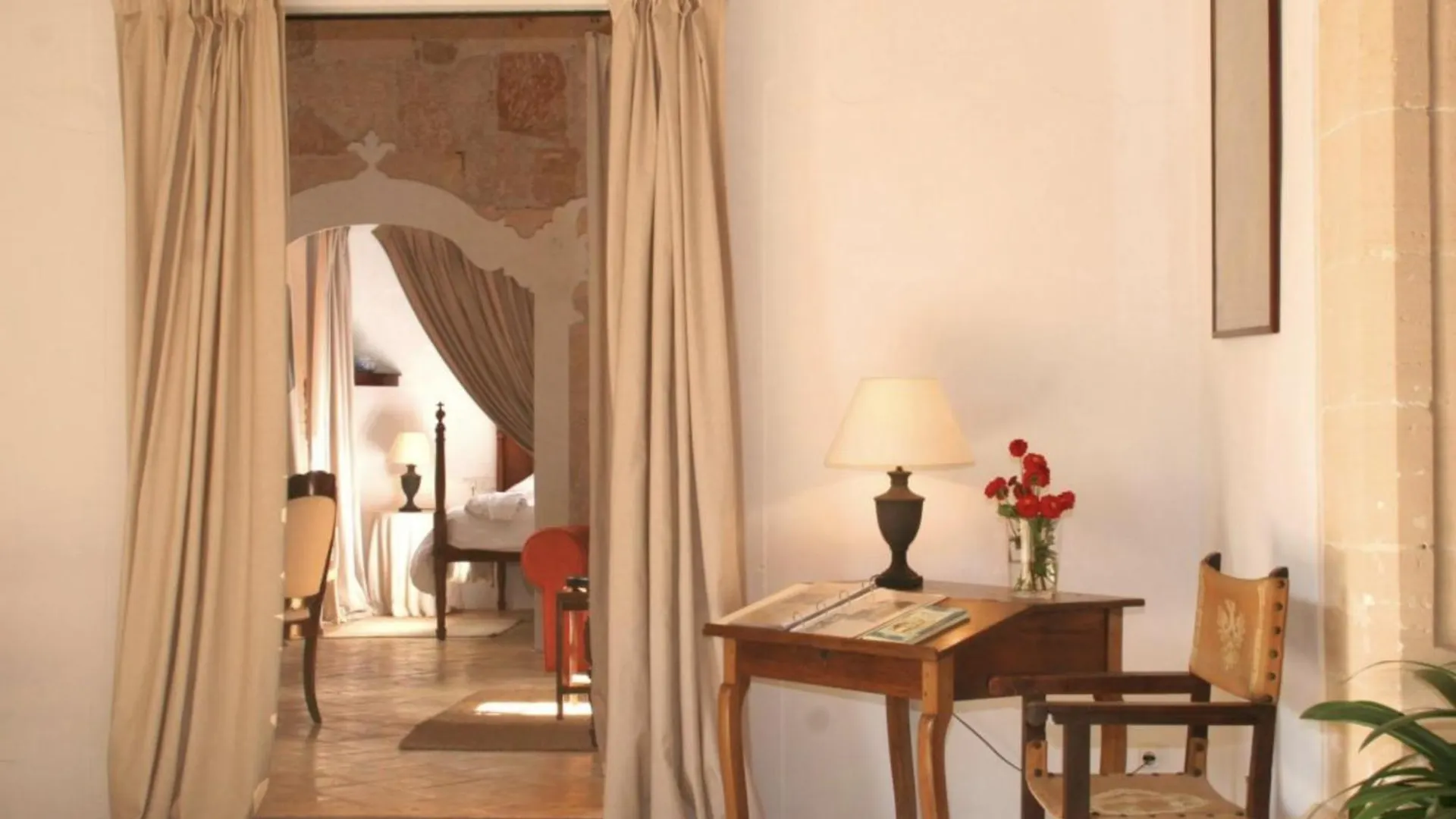 Oliver Moragues Grandhouse & Vineyard 알가이다 0*,